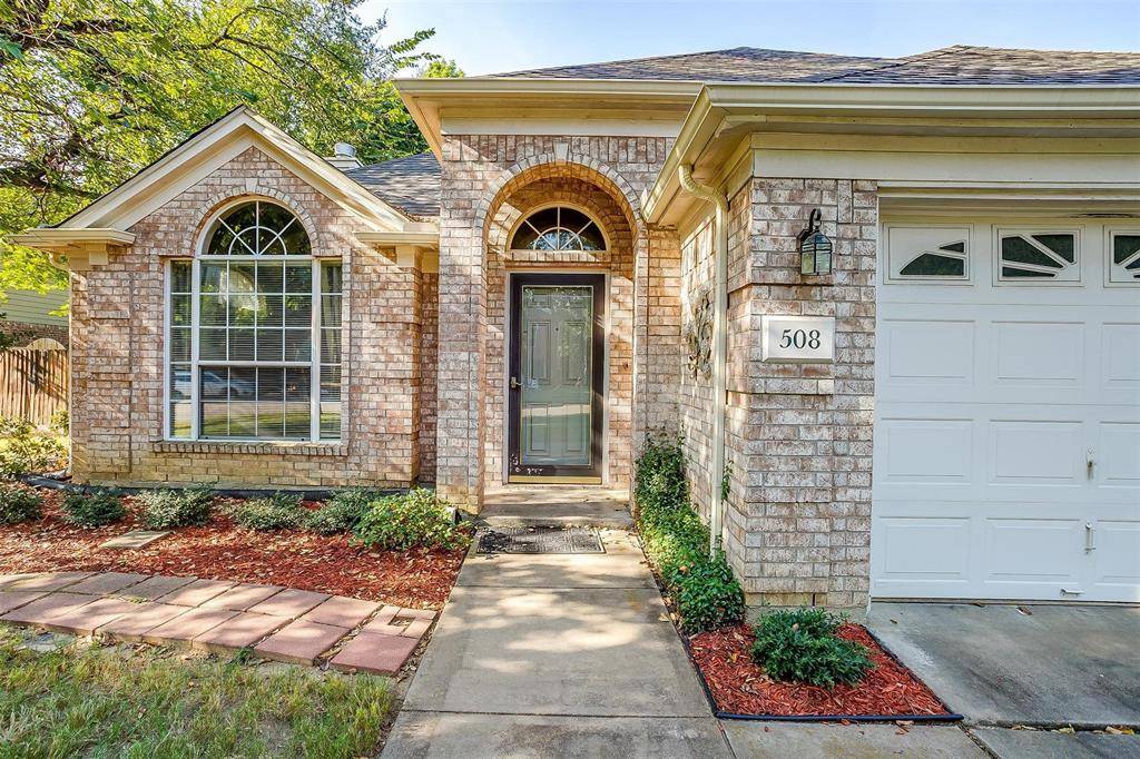 Burleson, TX 76028,508 Briarcrest Drive