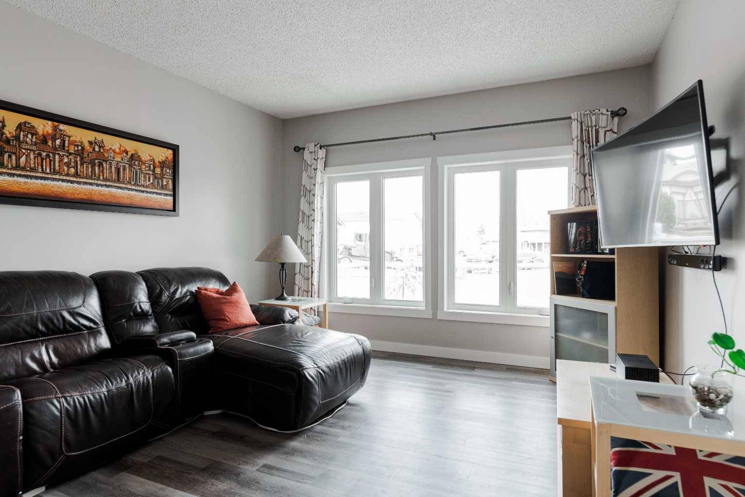 Fort Mcmurray, AB T9K 1A7,149 Whiteoak Garden