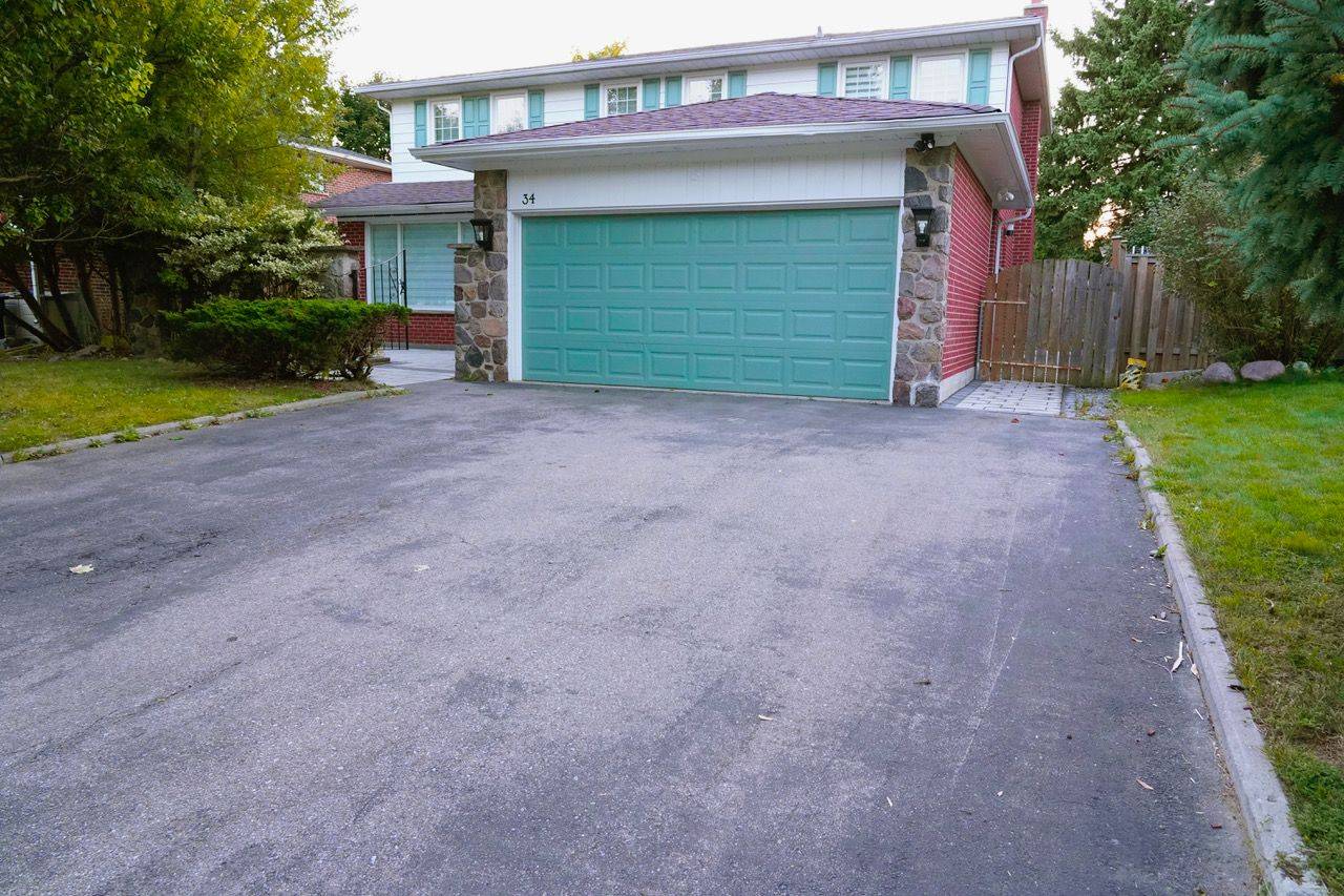 Toronto E05, ON M1T 2J6,34 Eaglestone RD #Bsmt