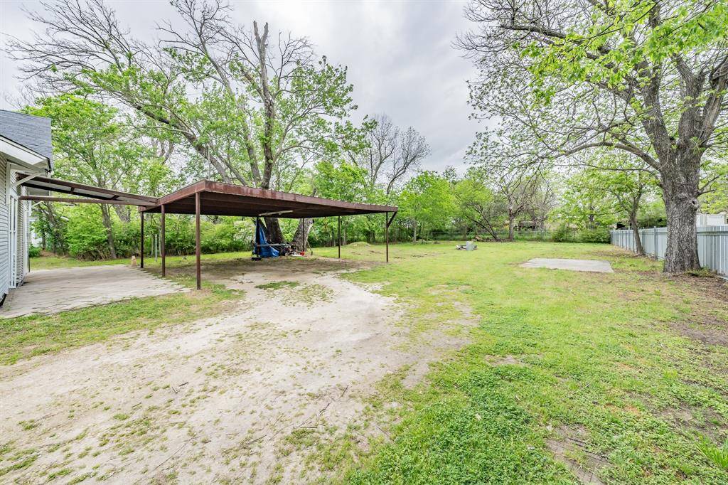 Cleburne, TX 76033,618 Woodard Avenue