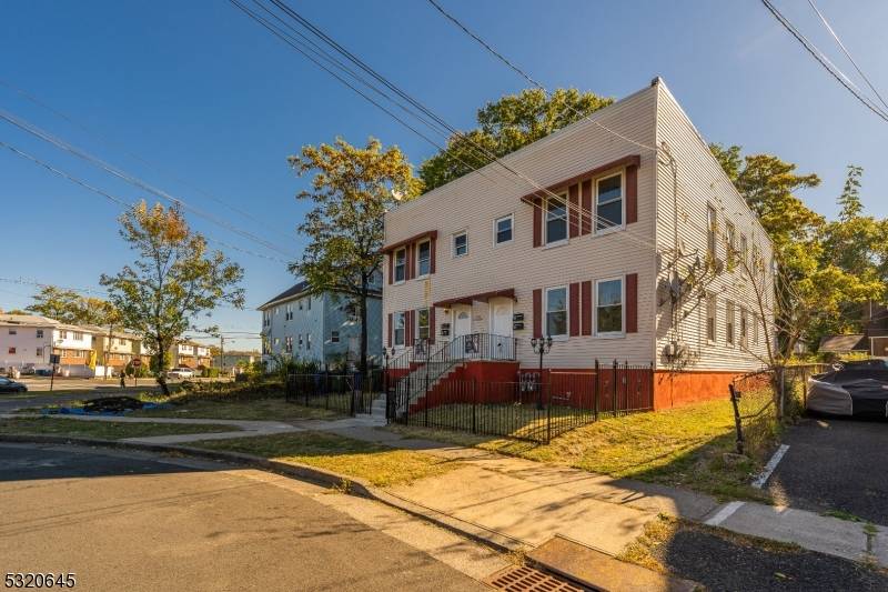 Linden City, NJ 07036,1318 Middlesex St, apt2 #2