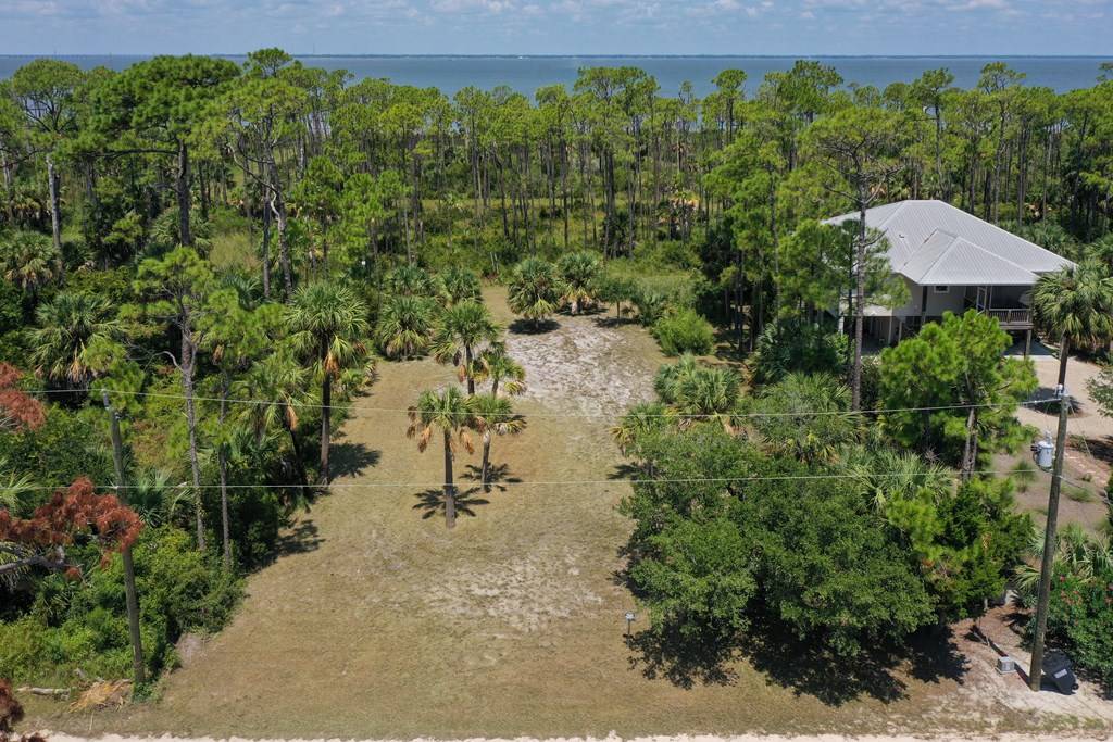 St. George Island, FL 32328,749 E Pine Ave