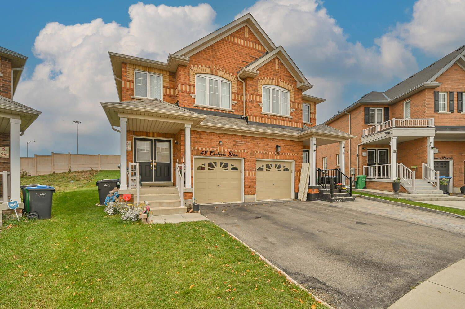 Brampton, ON L6R 3T6,48 Cookview DR