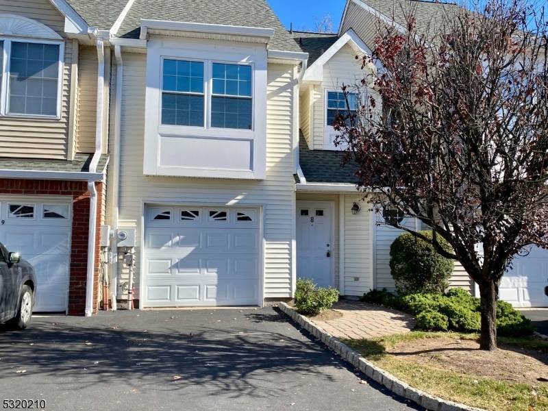 Berkeley Heights Twp., NJ 07922,8 Paula Way