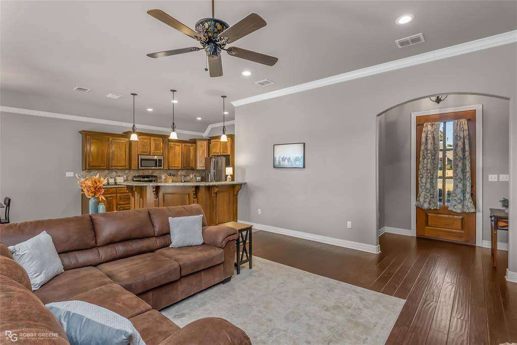 Haughton, LA 71037,1004 Green Wood Circle