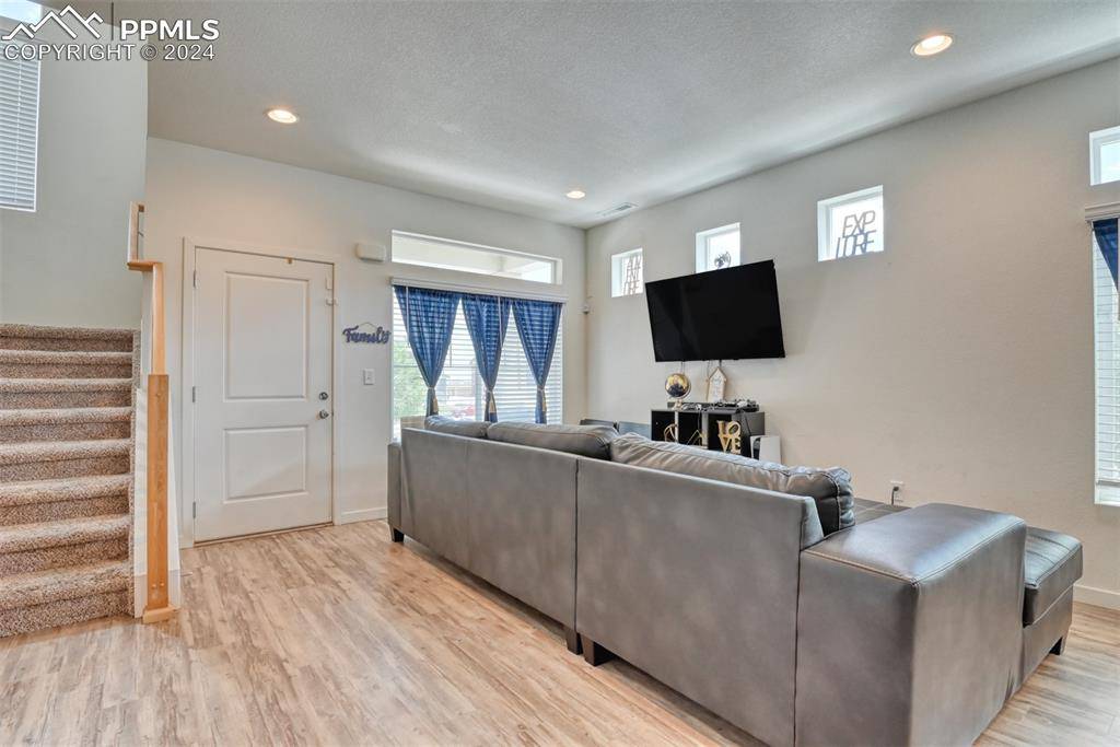 Colorado Springs, CO 80927,6411 Crossdrum PT