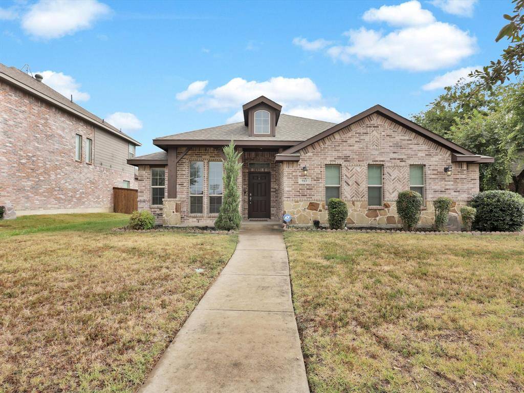 Glenn Heights, TX 75154,912 Mockingbird Lane