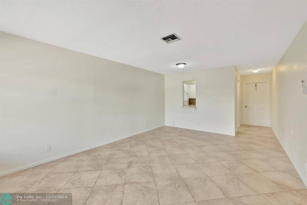 Pompano Beach, FL 33062,1450 N Riverside Dr  #205