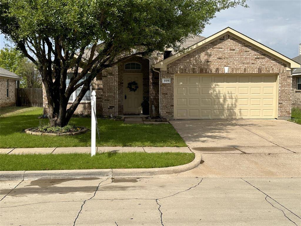 Arlington, TX 76002,609 soledad Street