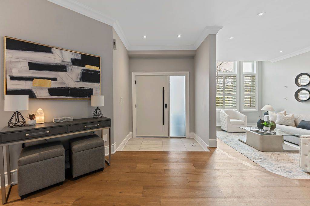 1181 Lindenrock DR, Oakville, ON L6H 6T5