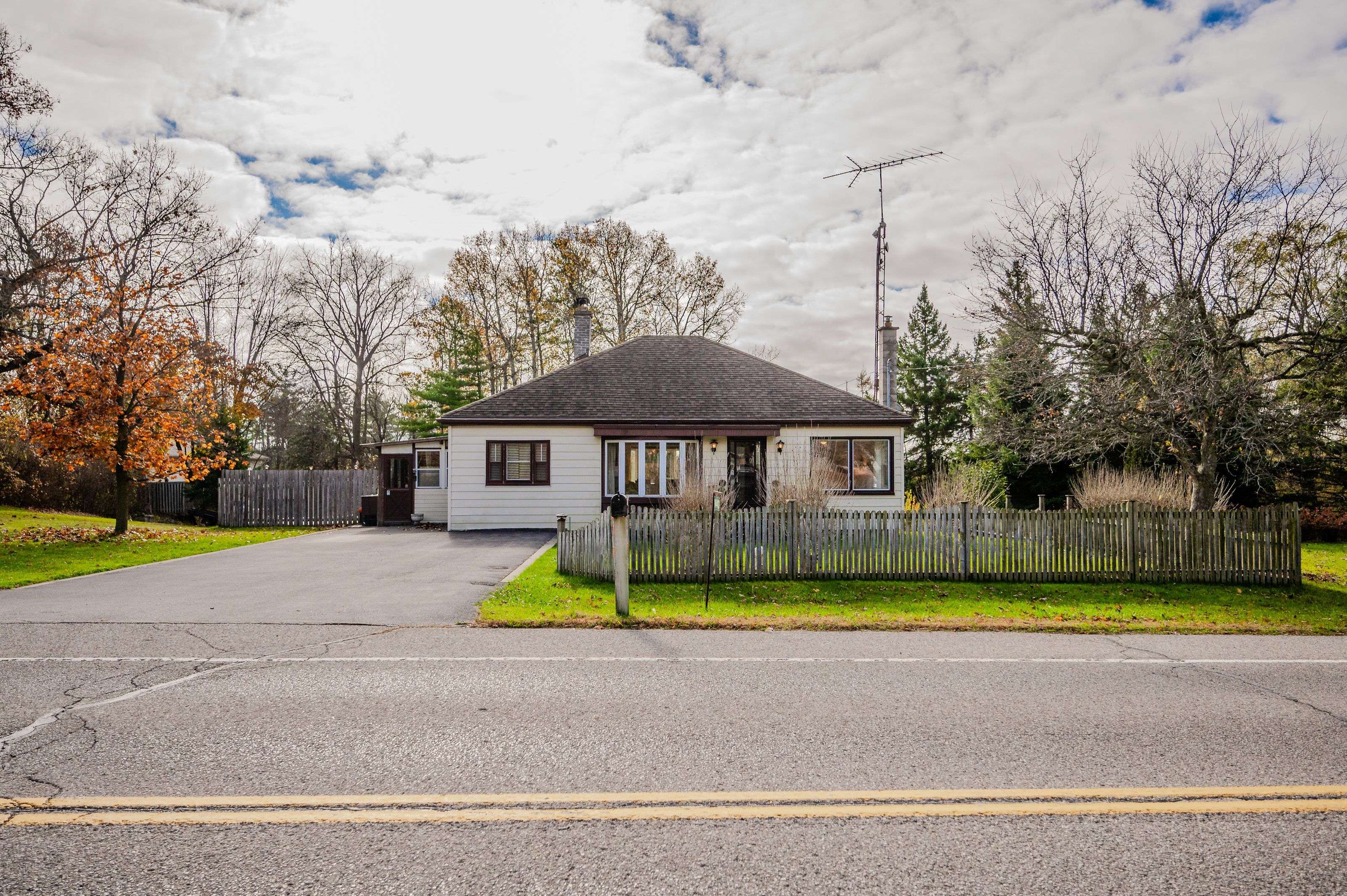 North Dumfries, ON N0B 1E0,1443 Wrigley RD