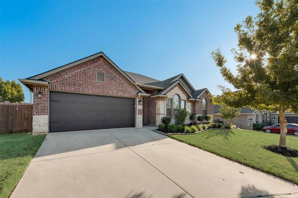 Arlington, TX 76001,2504 Coral Cove Court