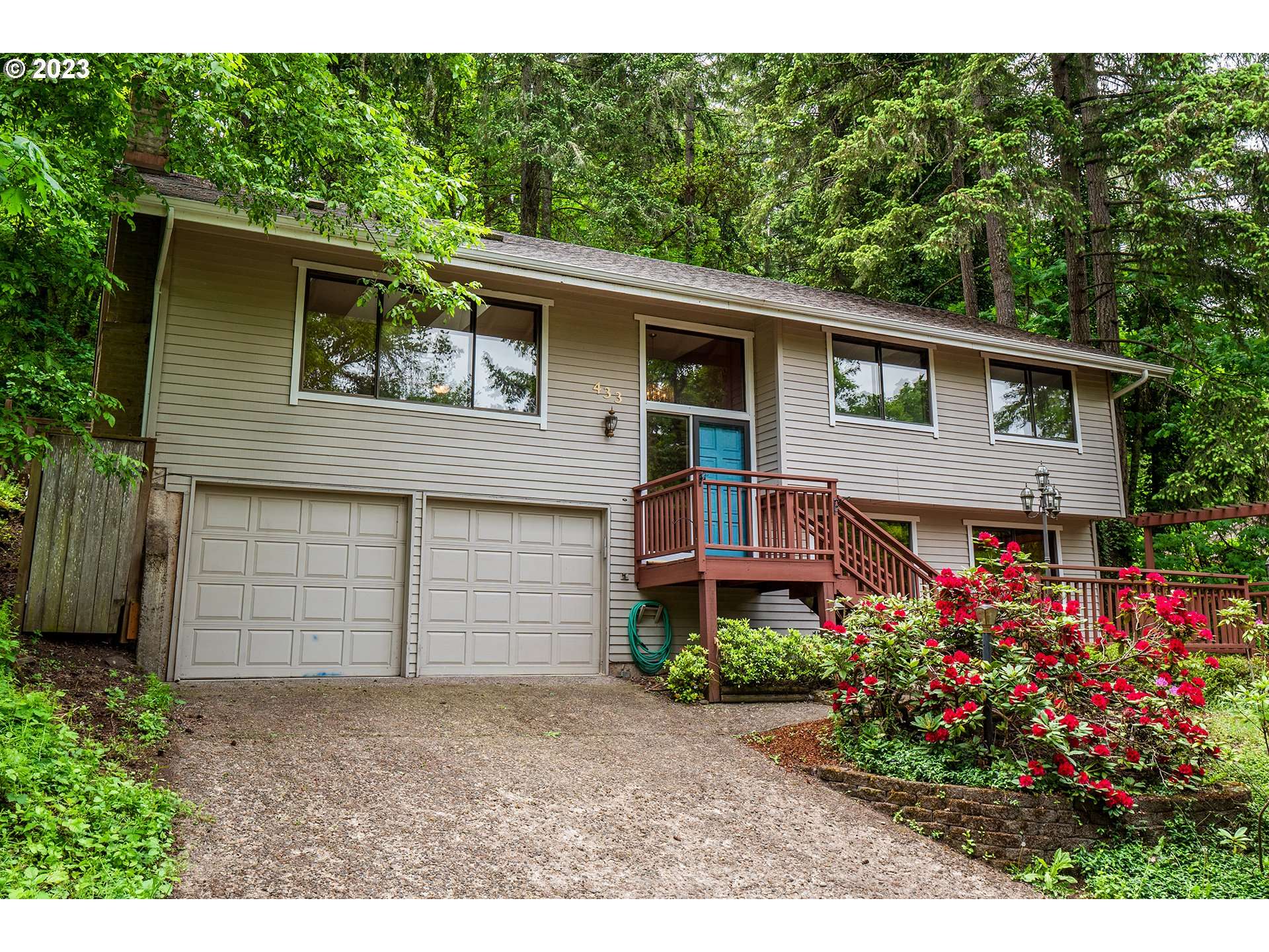 Eugene, OR 97405,433 BROOKSIDE DR