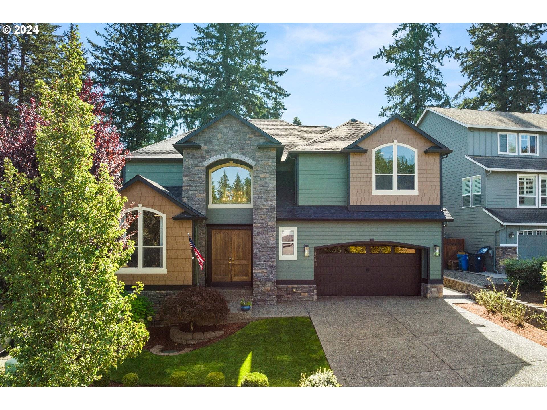 Camas, WA 98607,606 NW 24TH CIR