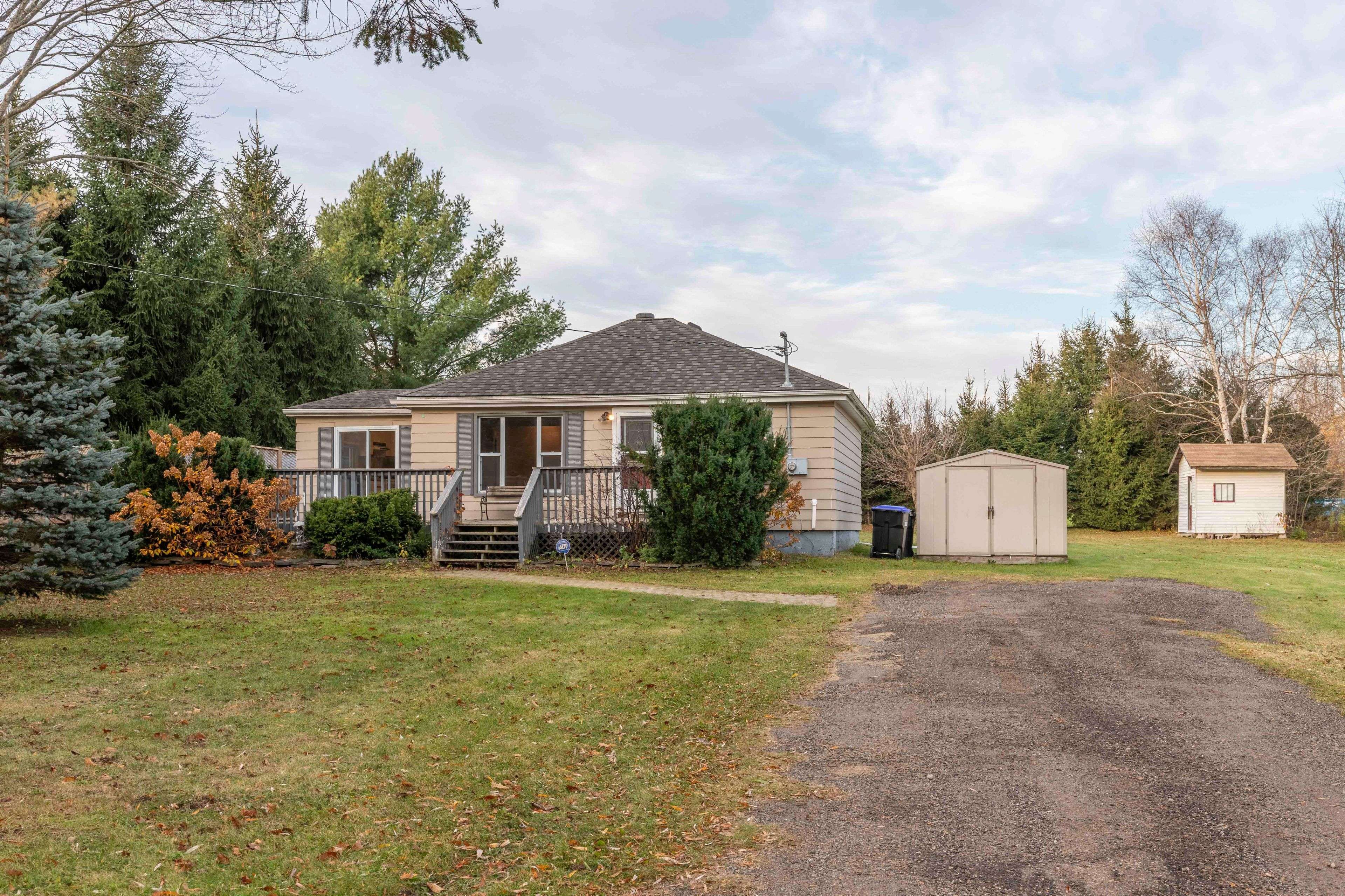 Clearview, ON L0M 1N0,3714 McCarthy DR