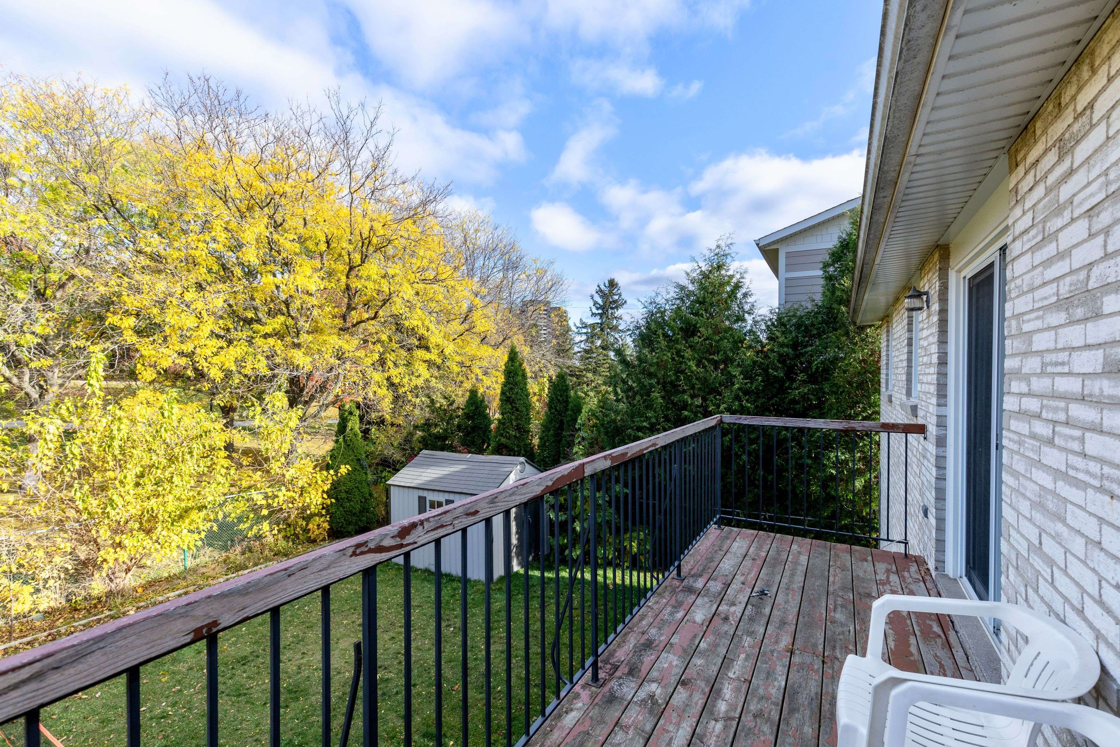 Mississauga, ON L4W 2E5,1737 Branchwood PARK #Main