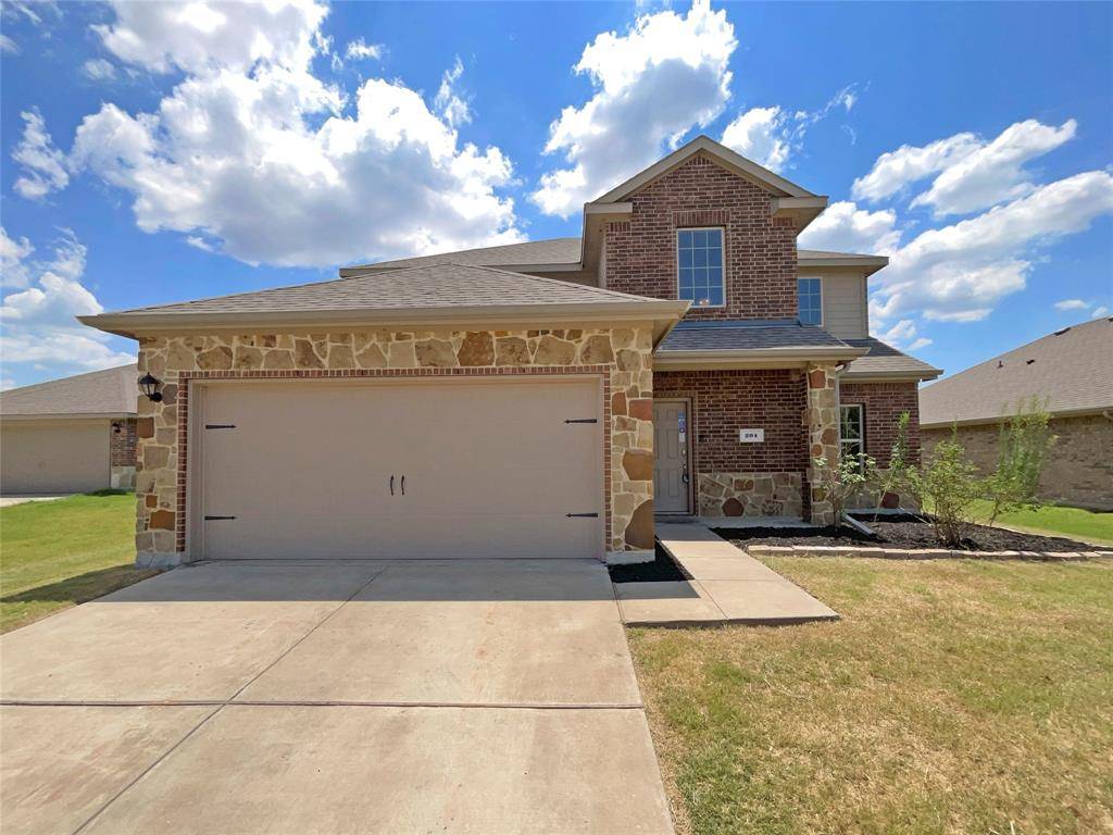 Waxahachie, TX 75165,204 Gallop Court