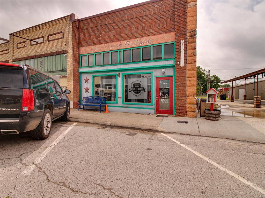 Stroud, OK 74079,318 W Main Street