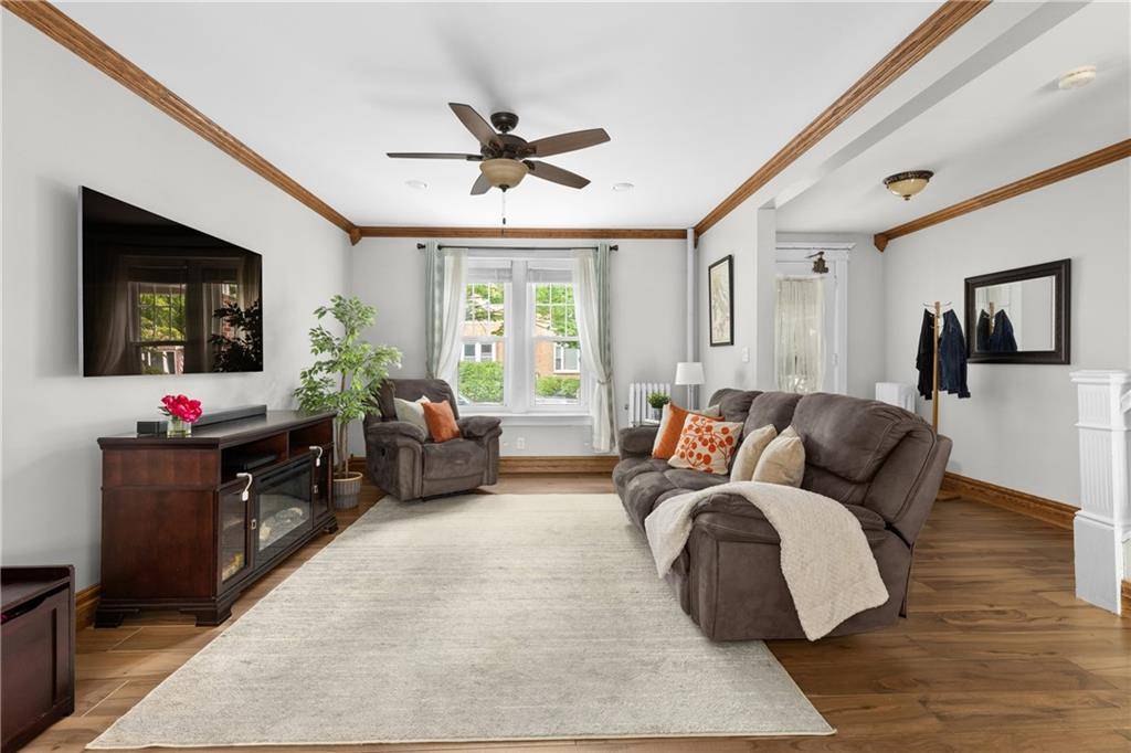 Brooklyn, NY 11209,552 77th ST