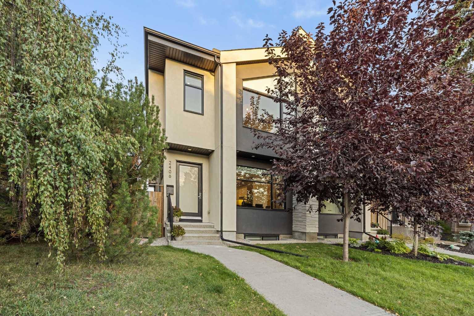 Calgary, AB T3E 2Y1,2406 35 ST SW