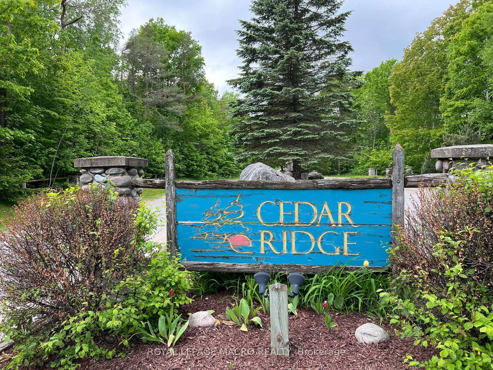95 Nippissing Ridge RD, Tiny, ON L9M 0H6