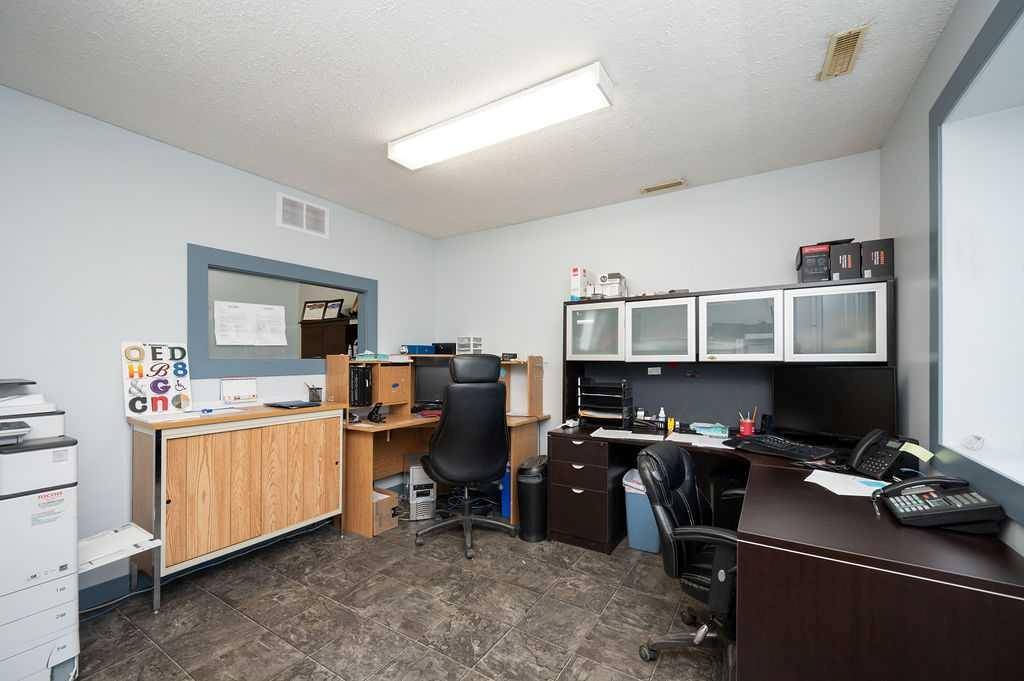 Athabasca, AB T9S 1C9,4814 50 ST