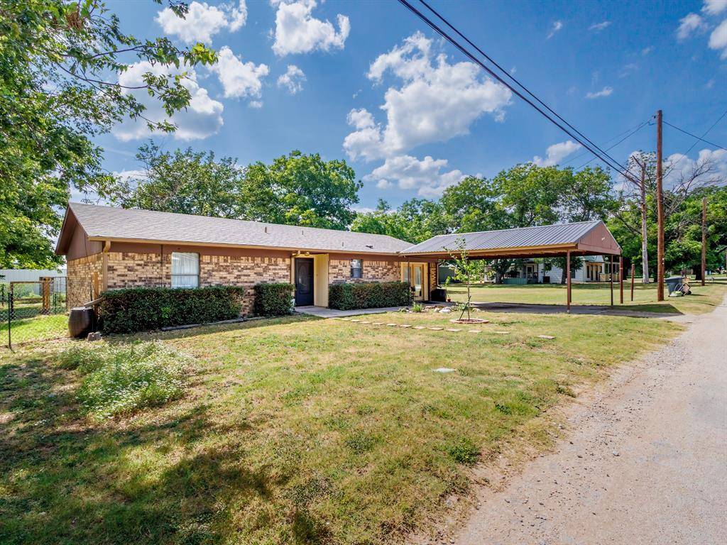 Bangs, TX 76823,904 N 3rd Street