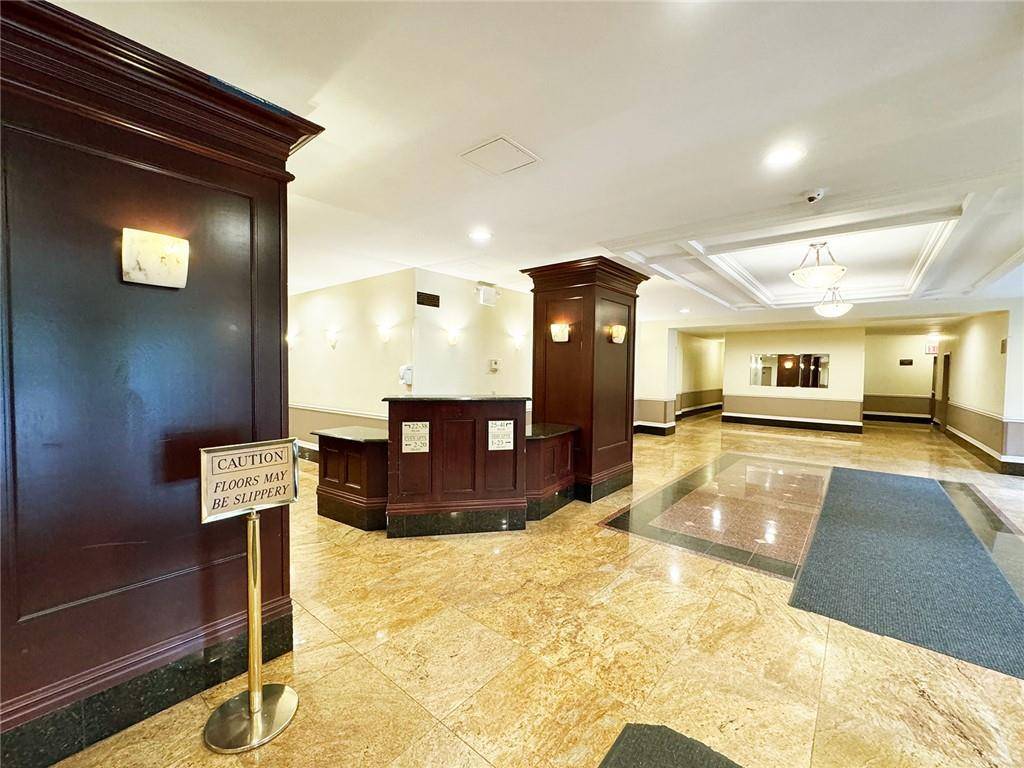 Brooklyn, NY 11235,1213 Avenue Z #E2