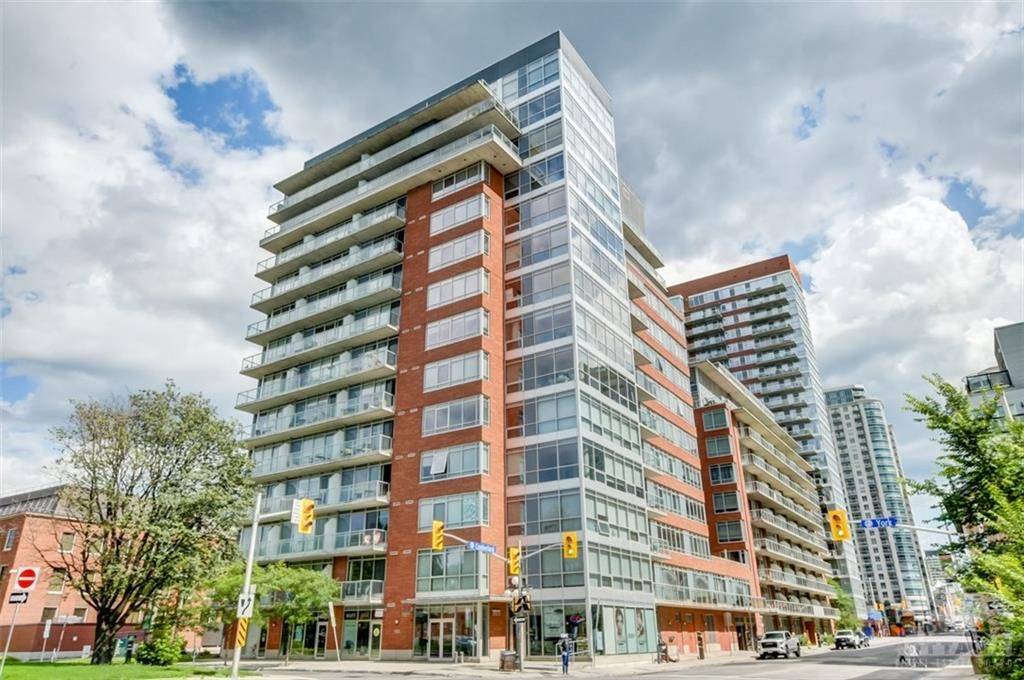 Lower Town - Sandy Hill, ON K1N 1J6,180 YORK ST #401