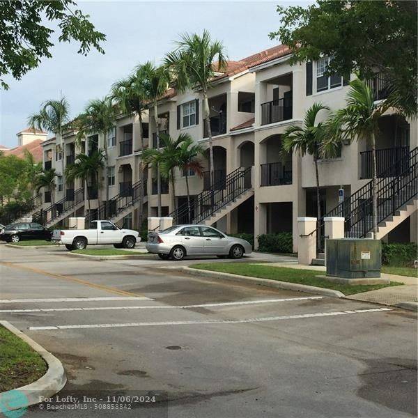 Coral Springs, FL 33067,5800 W Sample Rd  #307