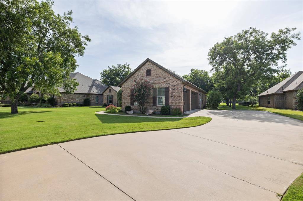 Granbury, TX 76049,6415 Pinehurst Drive