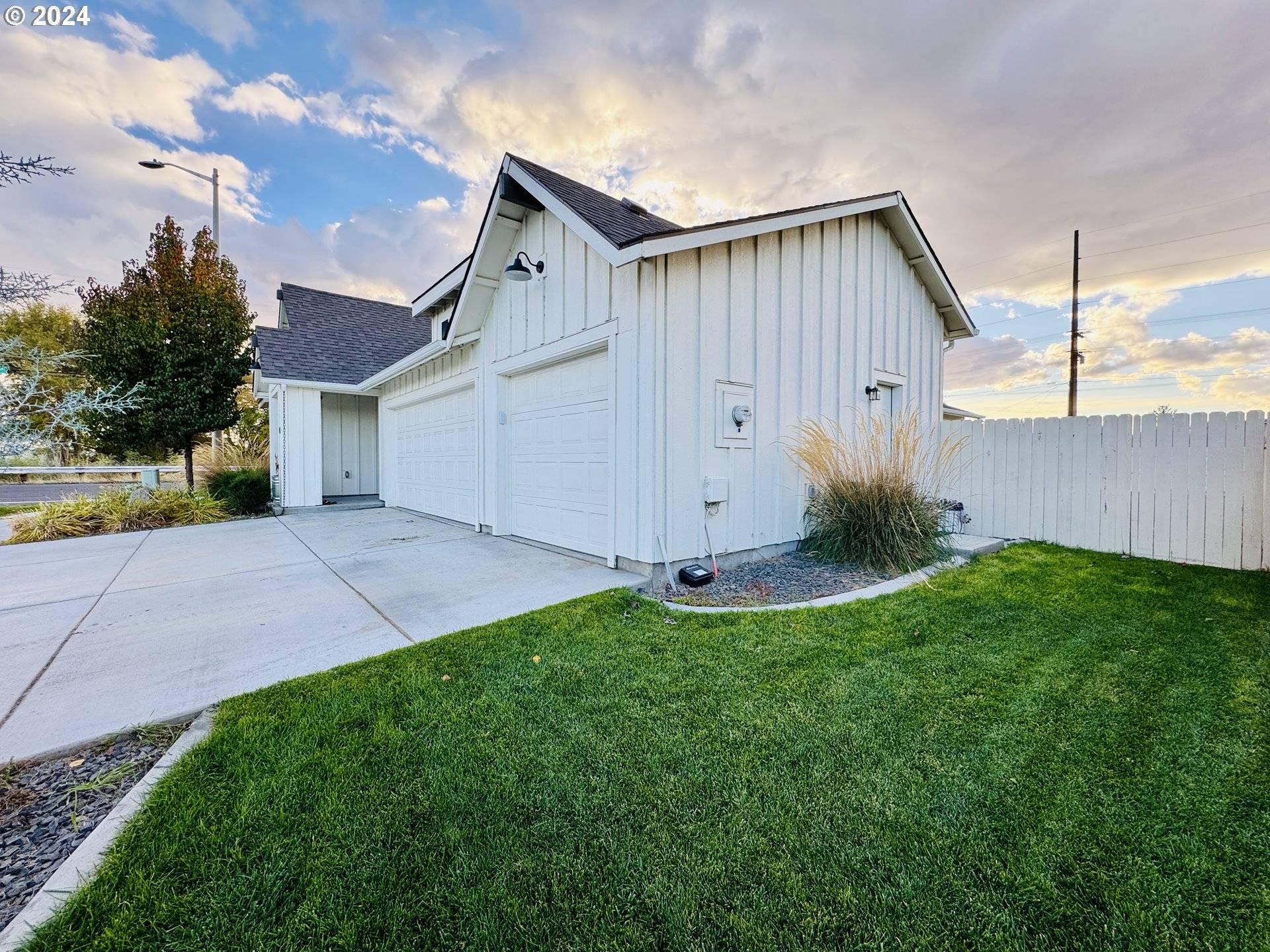 Hermiston, OR 97838,1907 NW 6TH ST