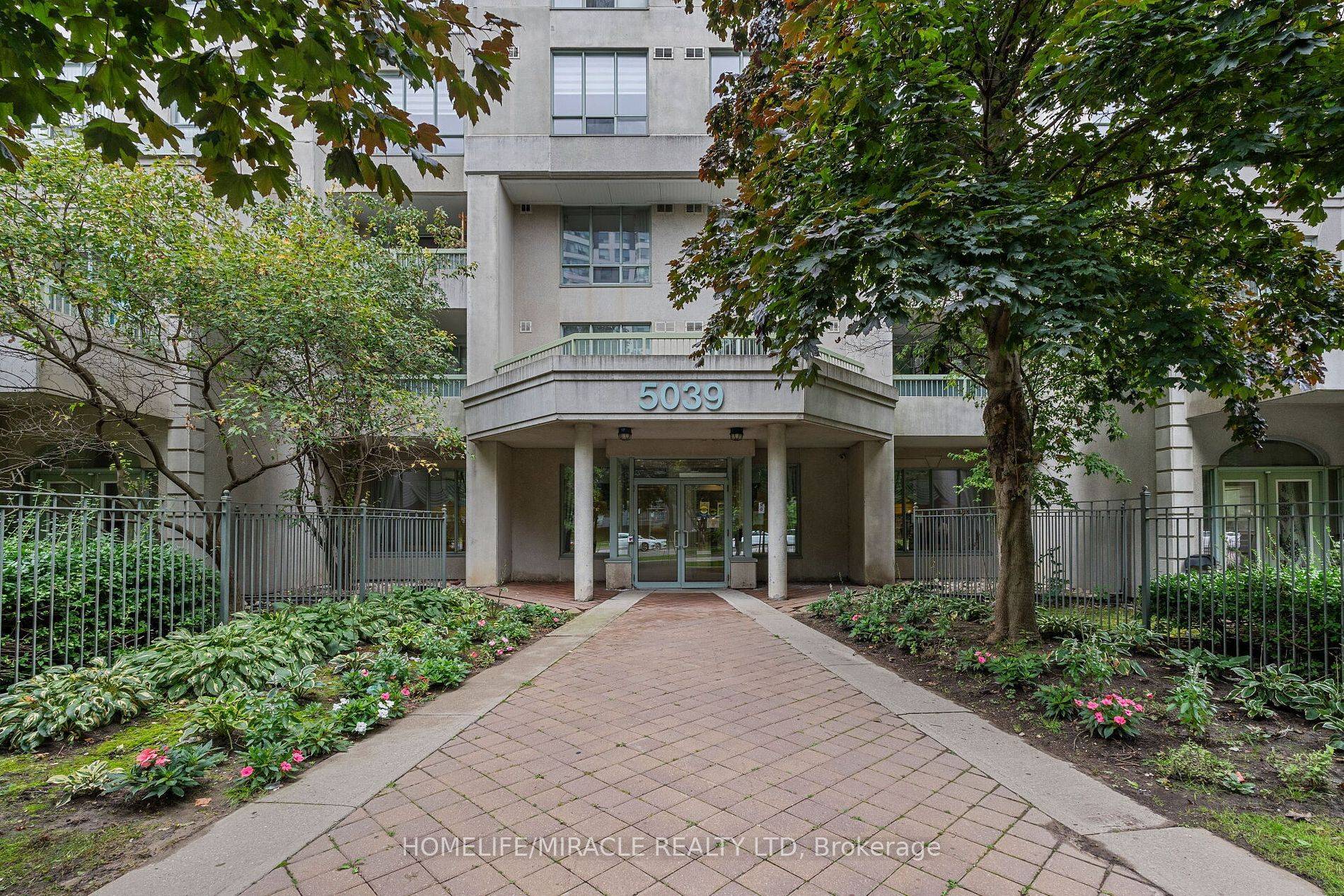 Toronto E07, ON M1S 5L6,5039 Finch AVE E #802