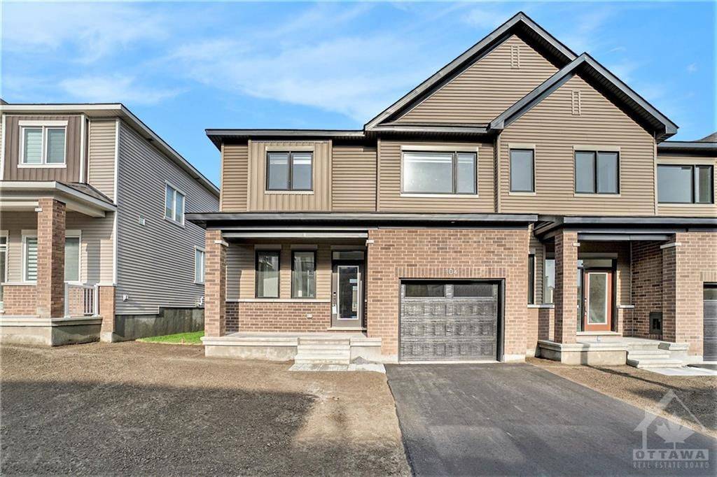 Barrhaven, ON K2J 7G5,104 BEEBALM CRES