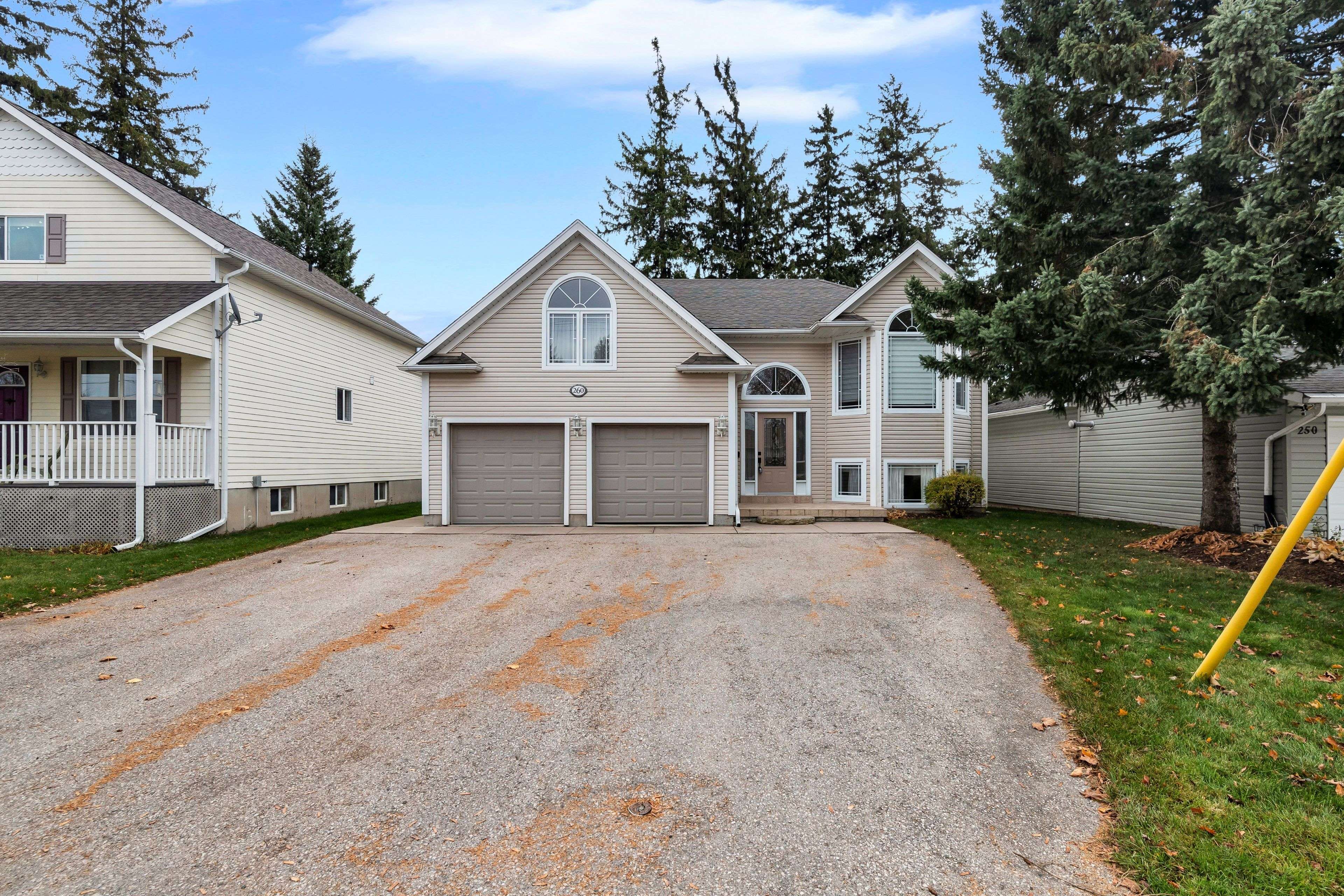 Centre Wellington, ON N1M 2X7,260 Forfar ST E
