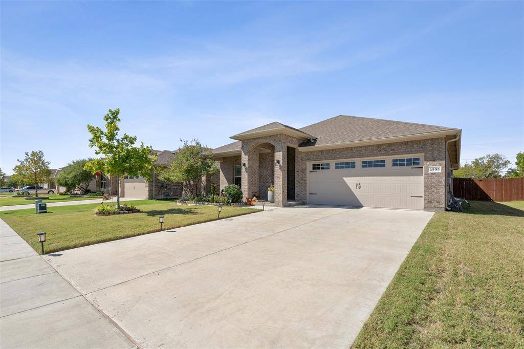 Glenn Heights, TX 75154,2505 Dunbarton Drive