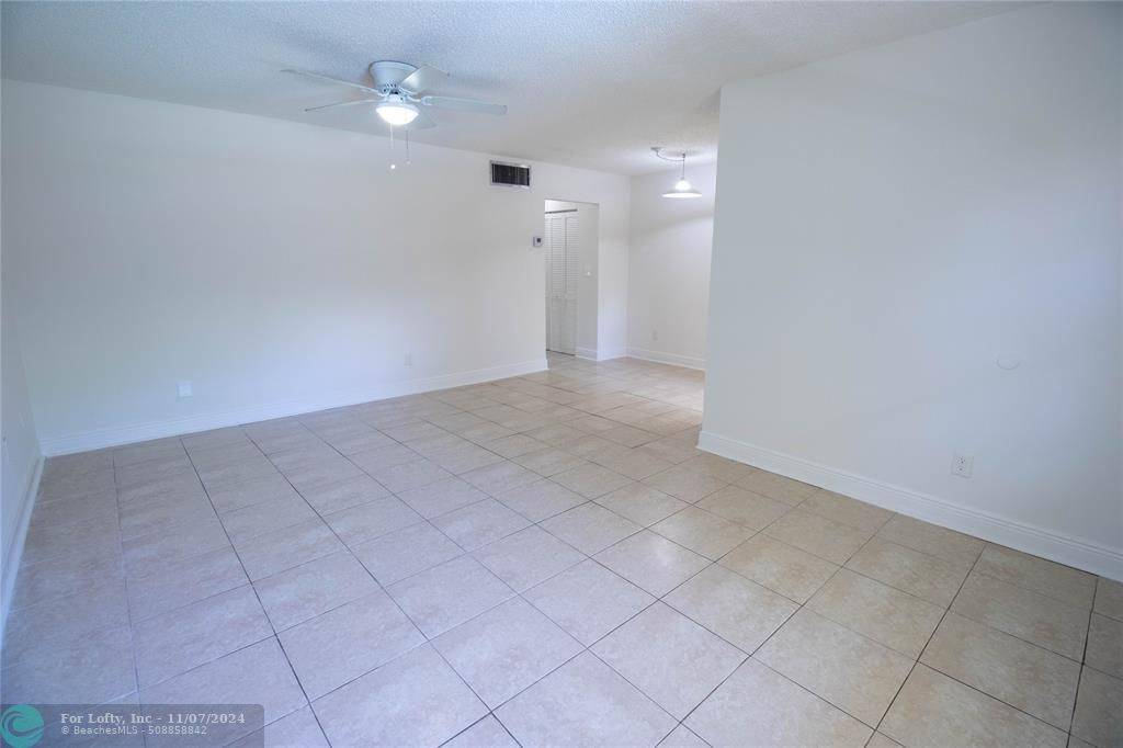 Fort Lauderdale, FL 33312,1507 Argyle Drive  #202