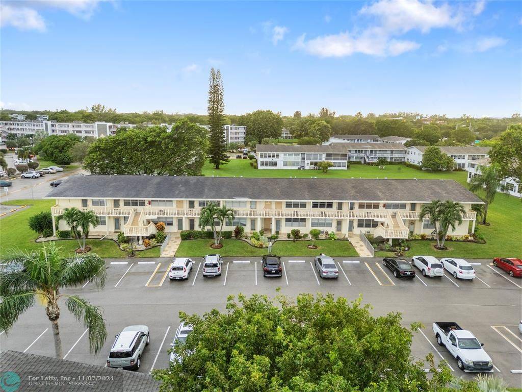 Deerfield Beach, FL 33442,160 WESTBURY I  #160