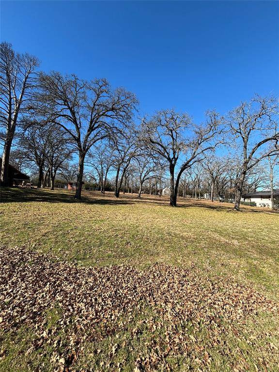 Azle, TX 76020,321 Breezy Lane