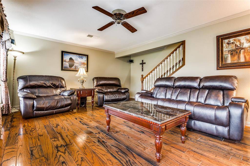 Wylie, TX 75098,821 Foxwood Lane