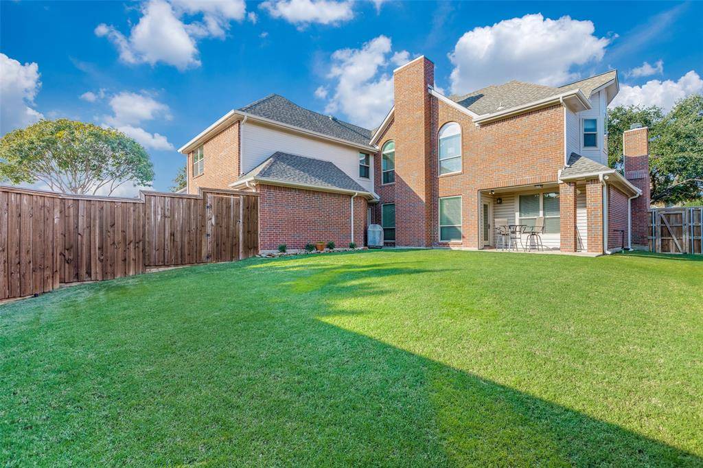 Plano, TX 75025,7308 Ridgemoor Lane