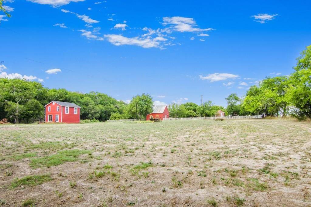 Van Alstyne, TX 75495,324 A Jim Cannon Road