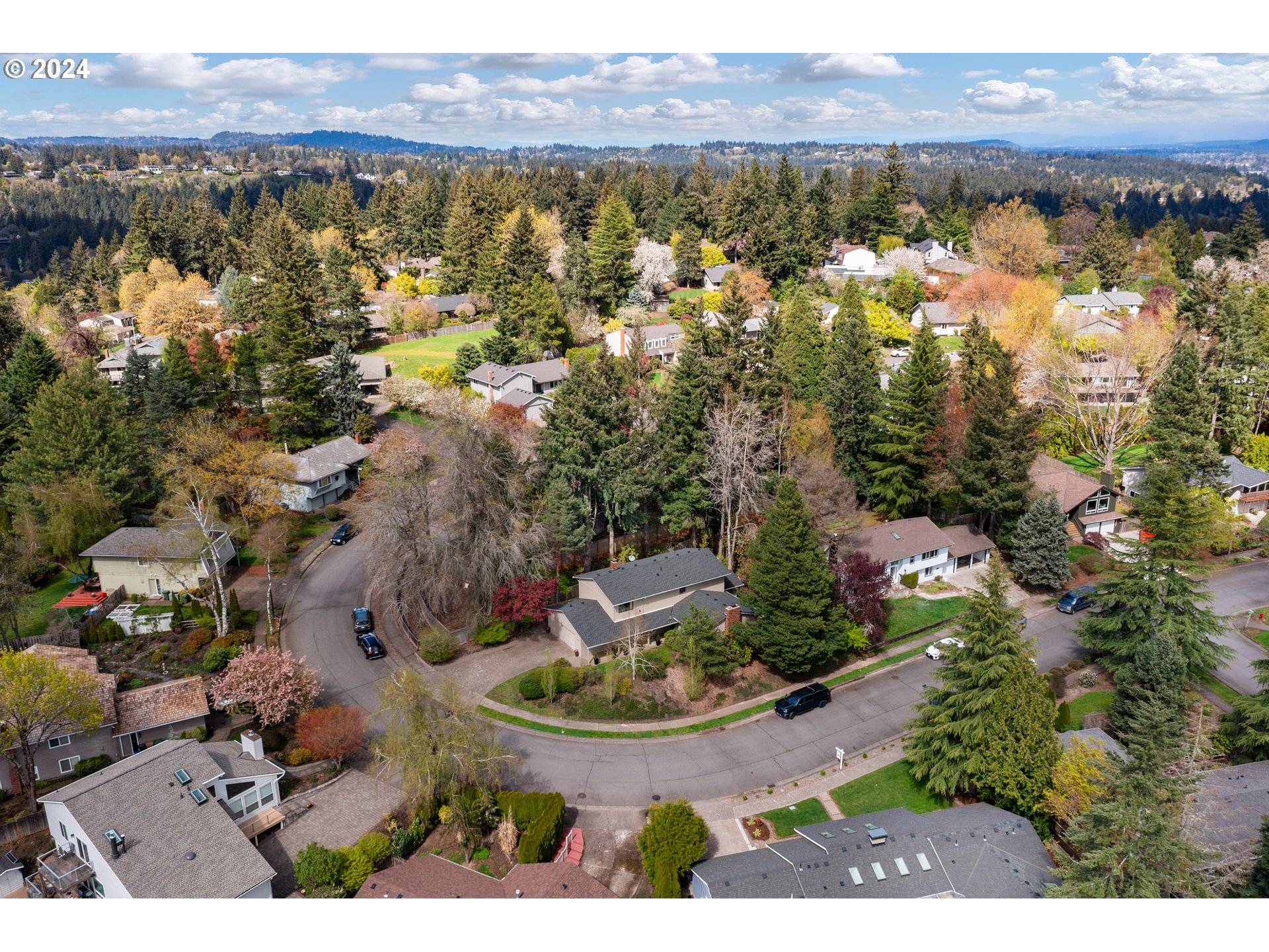 Lake Oswego, OR 97034,1448 GREENTREE CIR