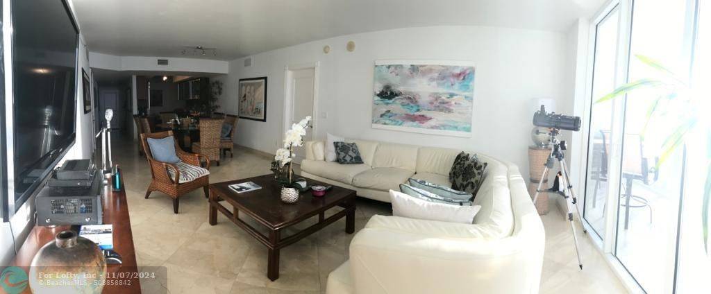 Hallandale Beach, FL 33009,1850 S Ocean Dr  #4202