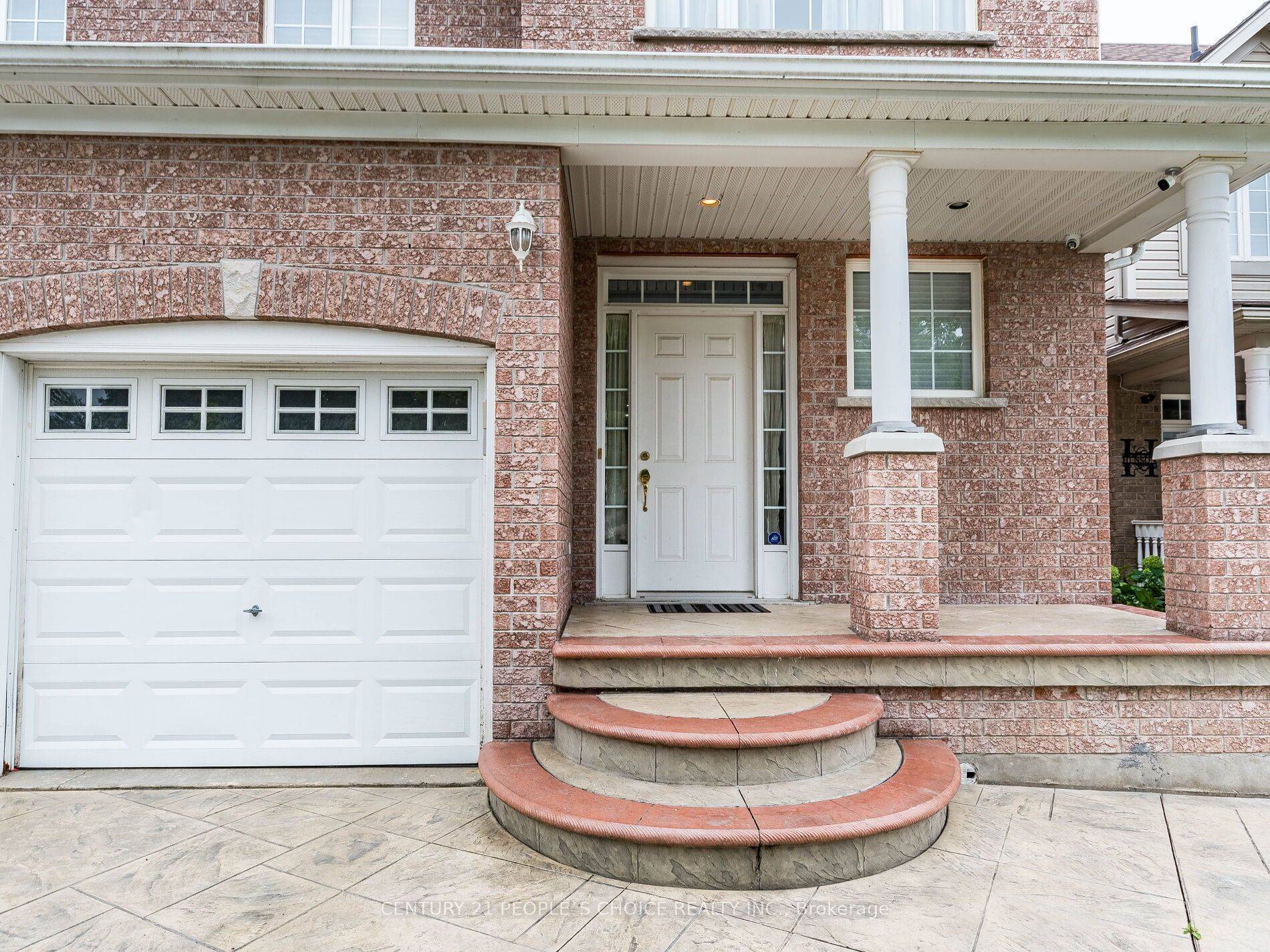 Cambridge, ON N3C 4P5,44 Lemonwood PL