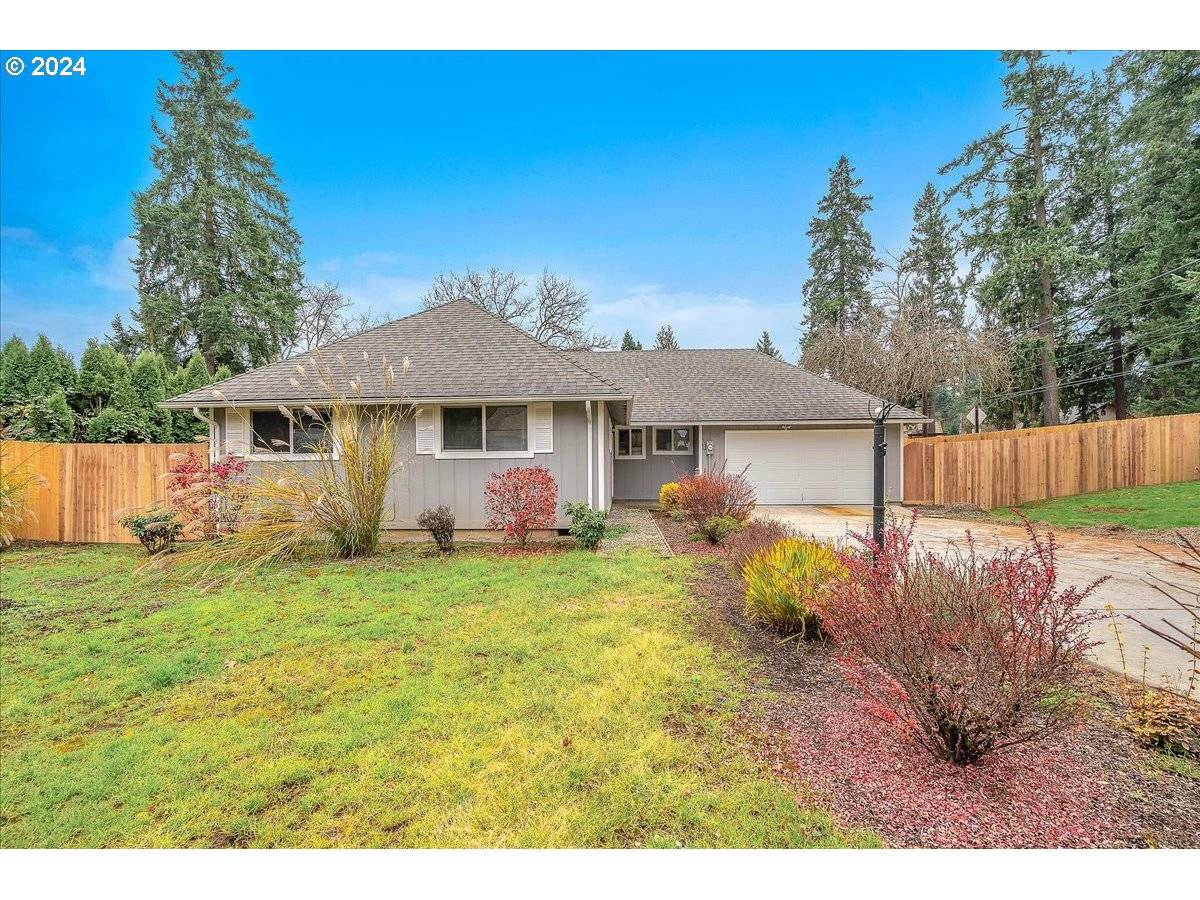 Milwaukie, OR 97267,1808 SE ANSPACH ST