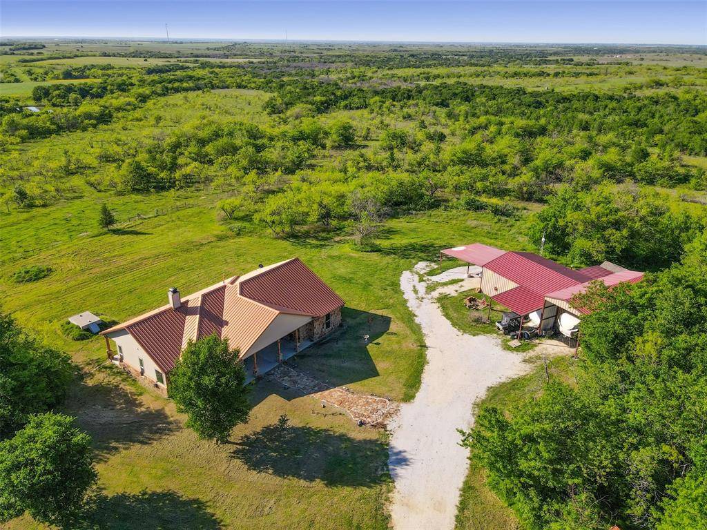 Hubbard, TX 76648,143 Private Road 342