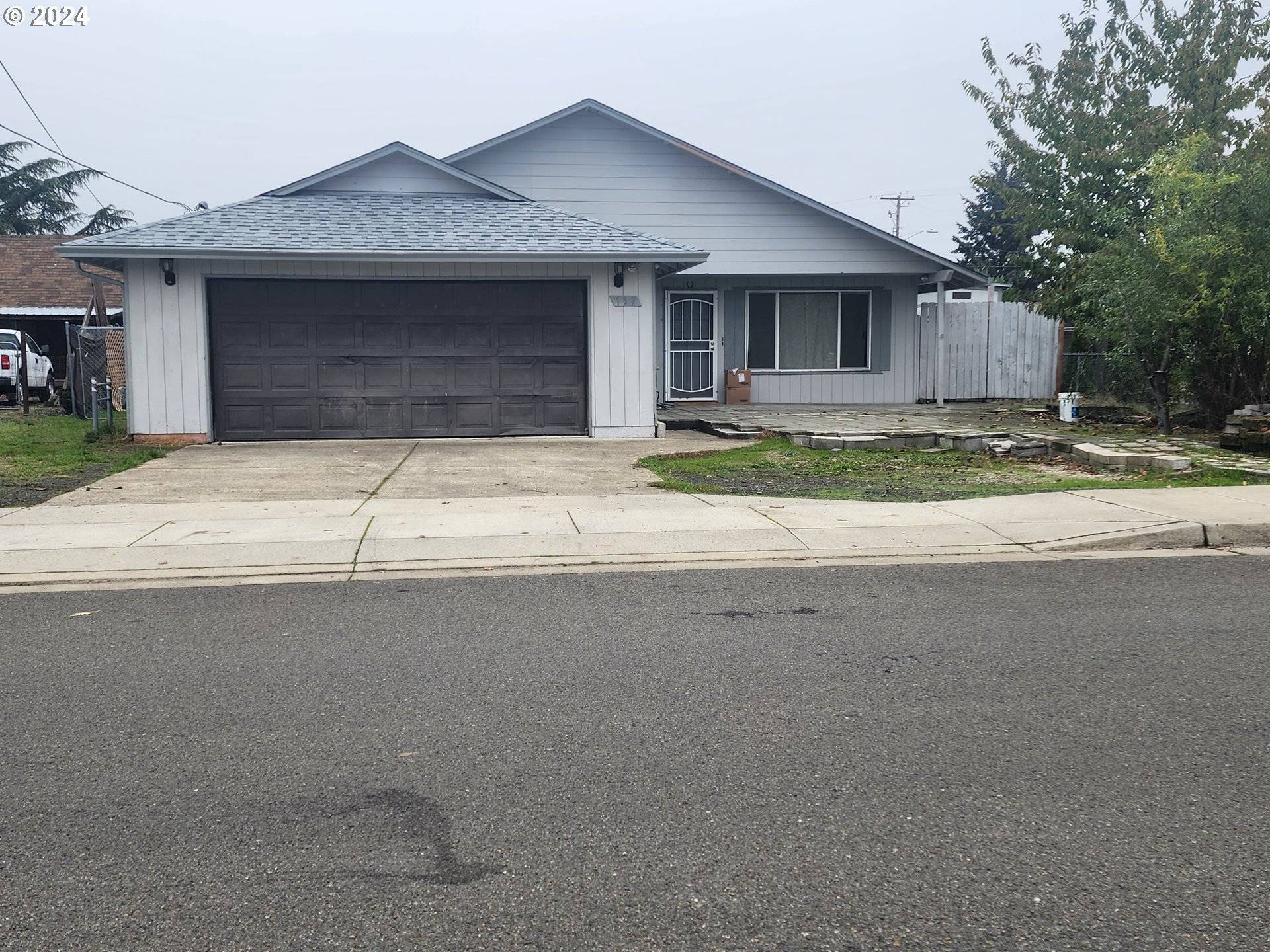 Sutherlin, OR 97479,139 VALENTINE AVE