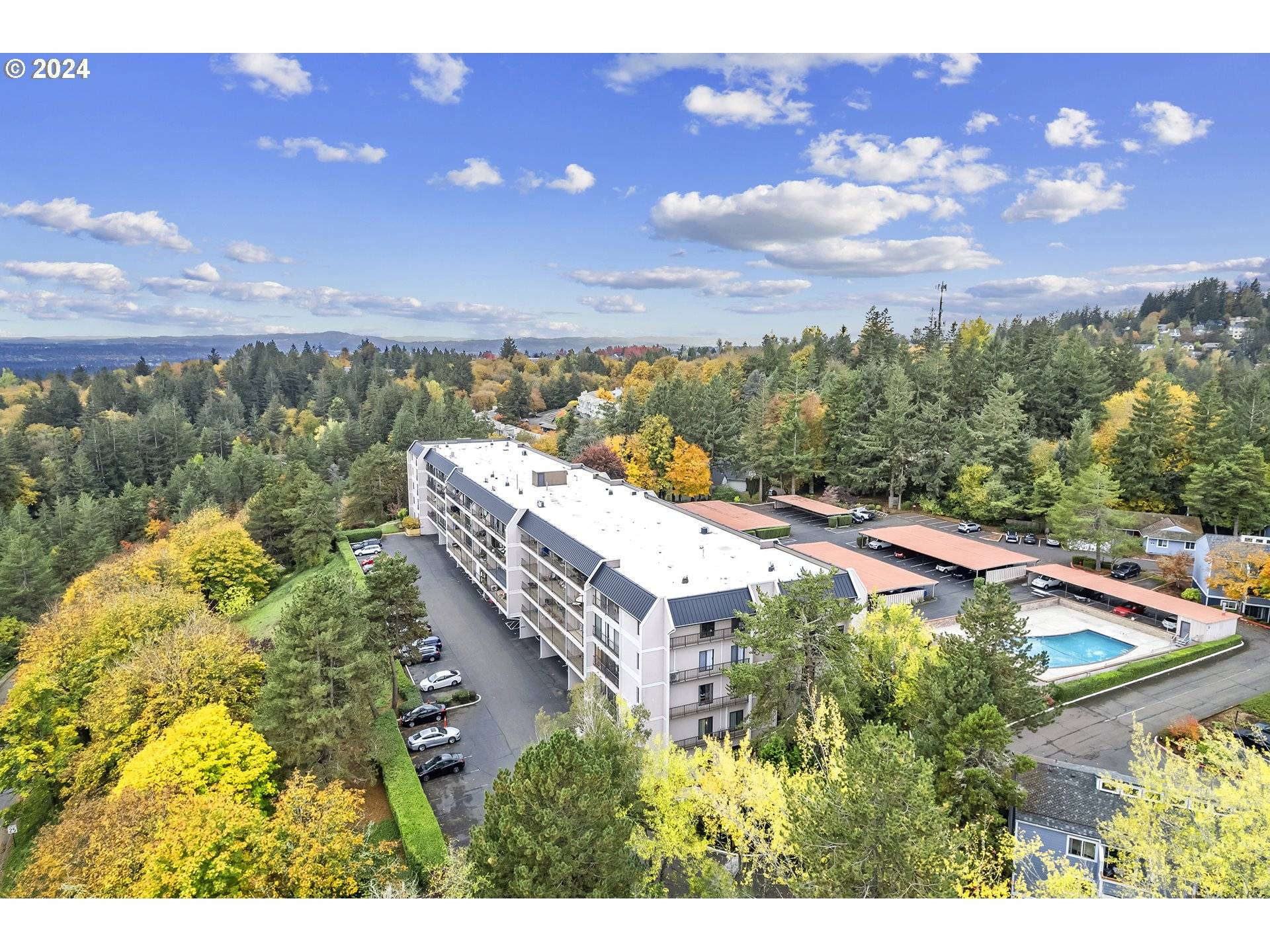 Lake Oswego, OR 97035,45 EAGLE CREST DR #219