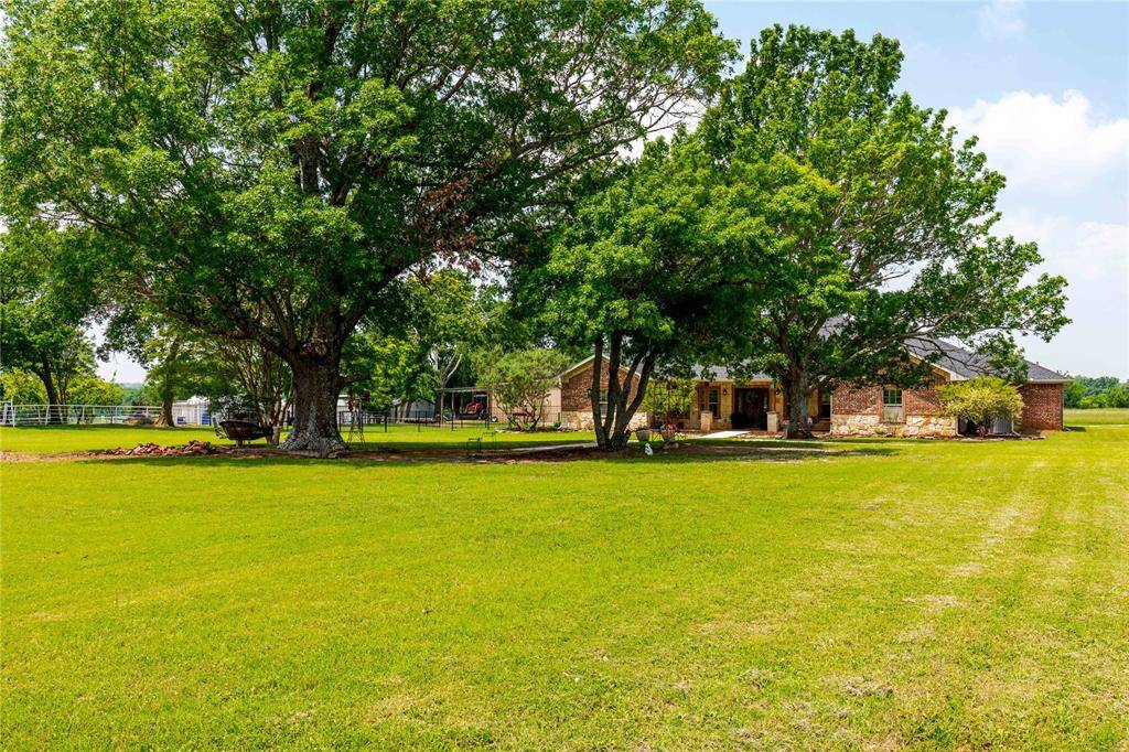 Van Alstyne, TX 75495,747 Hynds Ranch Road